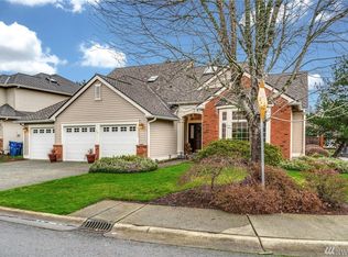 23294 NE 15th St, Sammamish, WA 98074