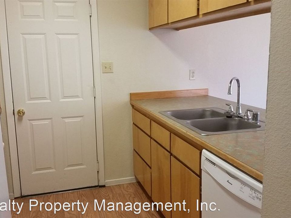 South407 407 South St Yerington NV Zillow