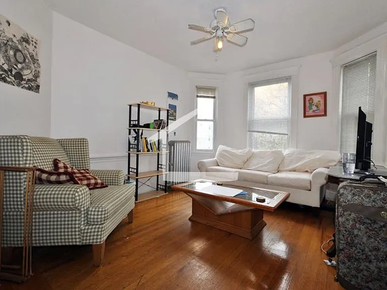 43 Atkins St #6 — Photo 2