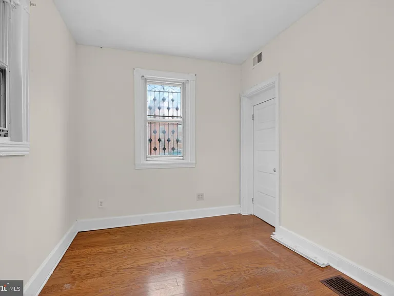 3512 Lancaster Ave #1W — Photo 4