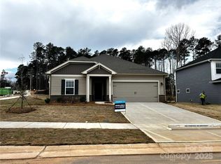 1401 Windy Park Dr, Stanley, NC 28164