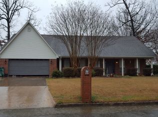 223 Beatrice Ln, White Hall, AR 71602