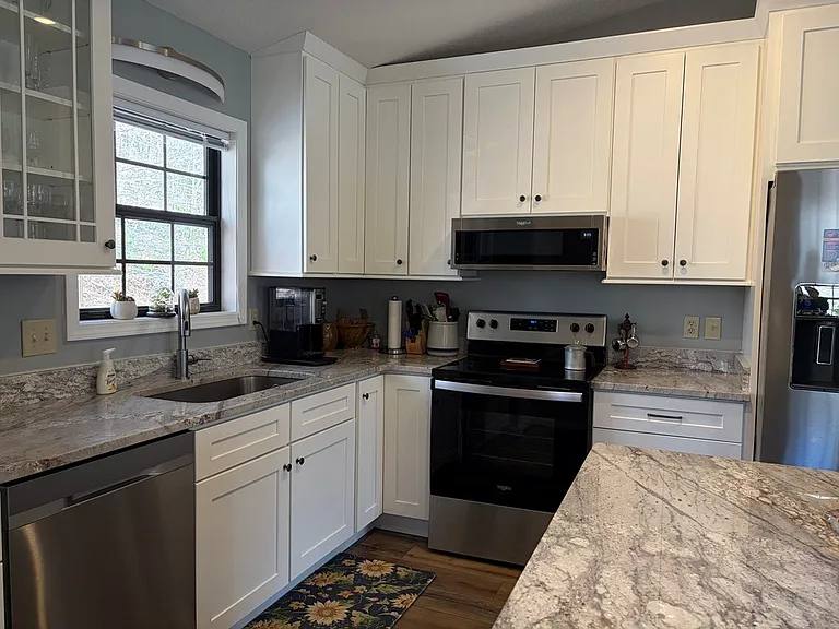 810 Oak Creek Rd #C — Photo 16