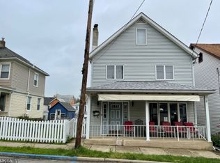 33 Railroad Ave, Phillipsburg, NJ 08865