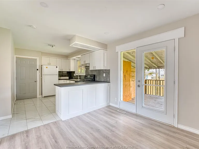 1243 Westcott Rd — Photo 10