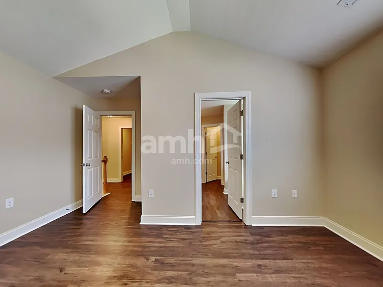205 Turner Greens Ct — Photo 11