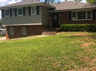 910 W Lamar Ave, Tuscumbia, AL 35674