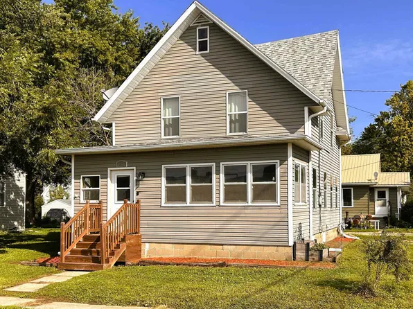 252 9th St SE, Mason City, IA 50401