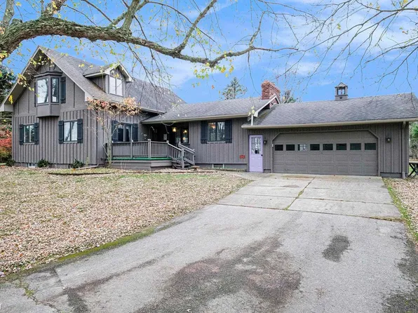 2640 Winslow Rd, Imlay City, MI 48444