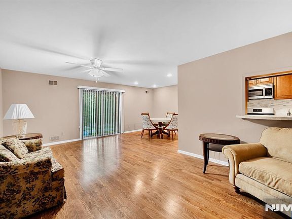 2nd image of 825 Riverside Avenue #13