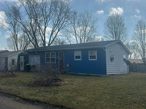 2nd image of 216 Park Ln