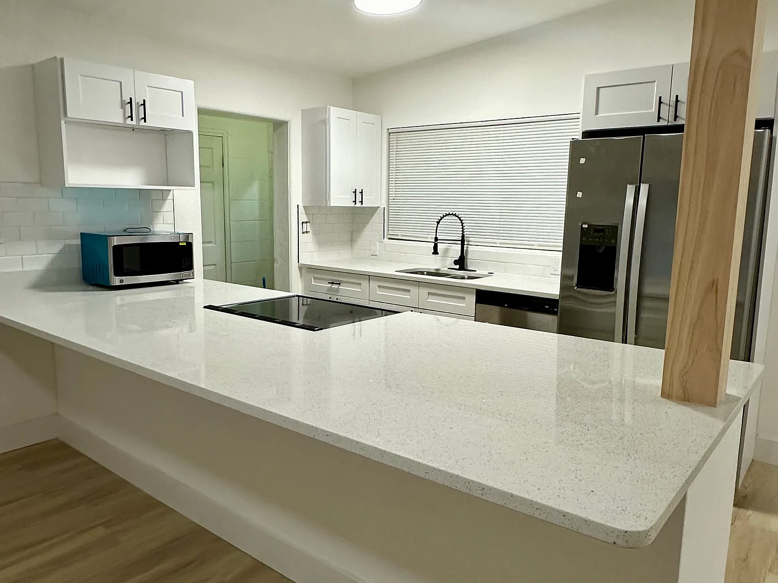 3 bed, 1200 sqft, $2,000 — Photo 3