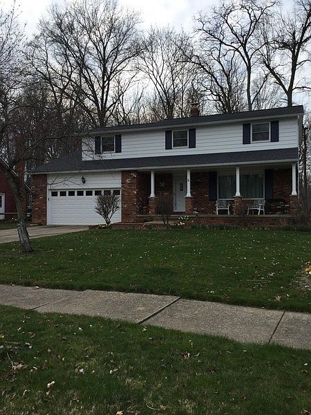 1st image of 686 Oriole Dr