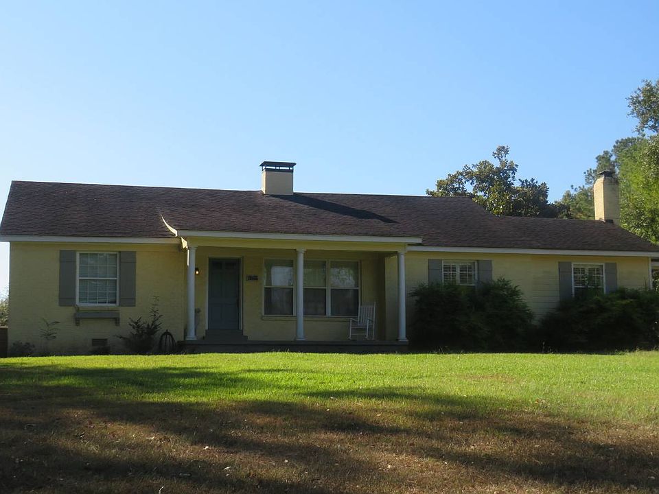 1st image of 916 S Natchez St