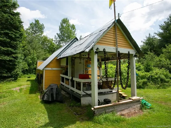 200 Cross Creek Rd, Stanley, NB E6C 1S6