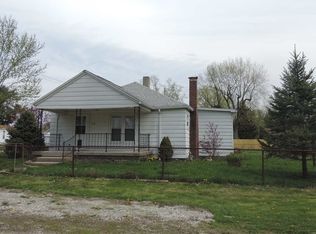 912 S Branch Pl, West Terre Haute, IN 47885
