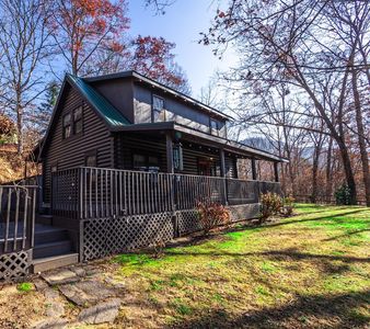 121 Oak Hill Dr, Bryson City, NC, 28713