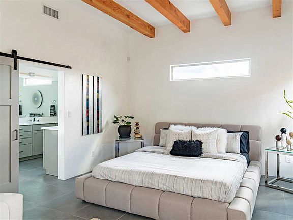 4th image of 1505 Calle Preciosa #28