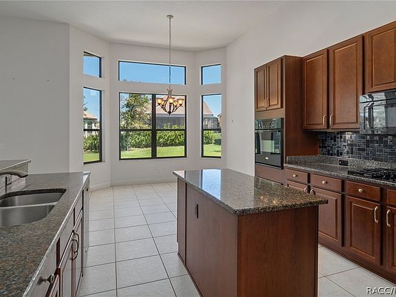 4th image of 1251 N Hunt Club Dr