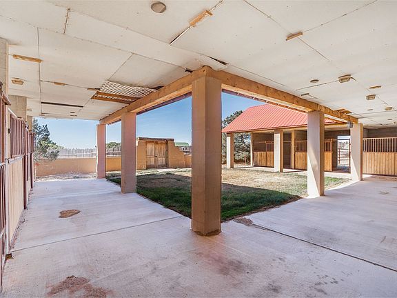 4th image of 9 Jacinto Rd
