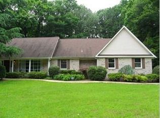 14420 Hereford Rd, Woodbridge, VA 22193