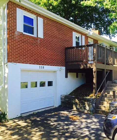 118 Oakwood Dr — Photo 1