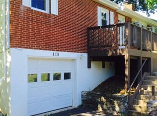 118 Oakwood Dr, State College, PA 16801