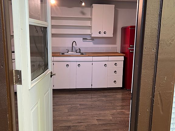 3rd image of 8513 23rd Ave NE #8513