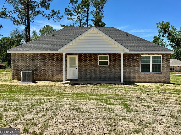 3rd image of 903 Moxley Dr