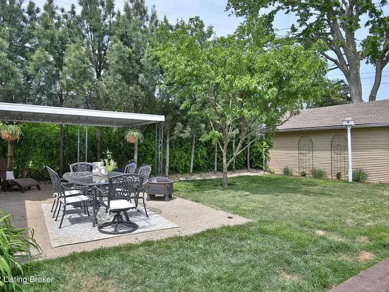 4215 Churchill Rd — Photo 28