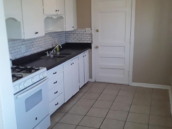 3rd image of 7416 SE 15th St