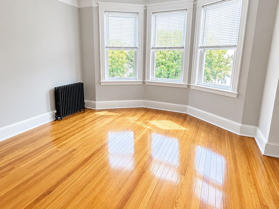1st image of 2422 Saint Raymond Ave #2