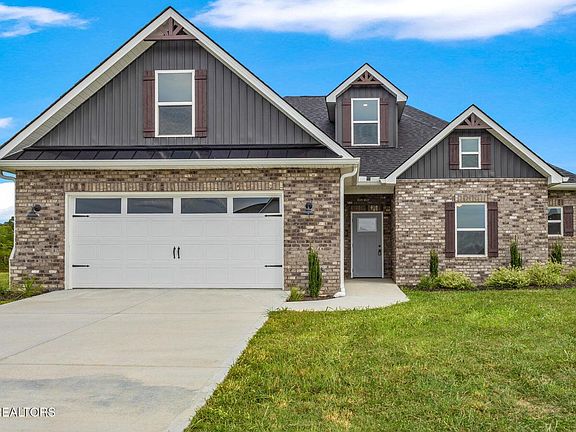 3rd image of 240 Lakeside Meadows Cir