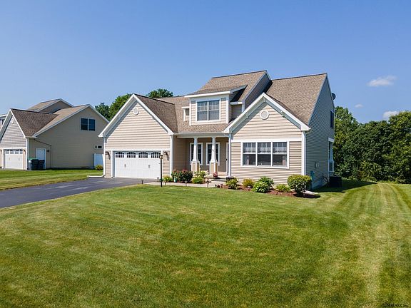 3rd image of 26 Gadwall Dr