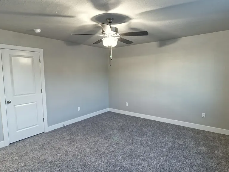 169 E 3100 N — Photo 12
