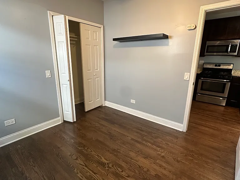 1722 W Hastings St #CH — Photo 7
