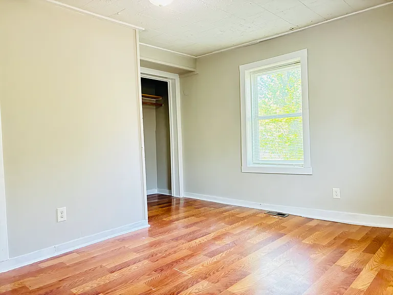 1110 Sykes St — Photo 17