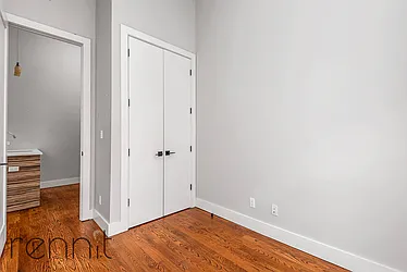 Rented by Rennit Inc.