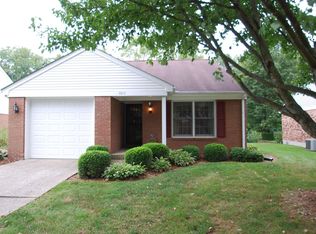 8810 Staghorn Dr, Louisville, KY 40242