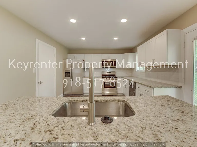 11621 N 103rd East Ave — Photo 4