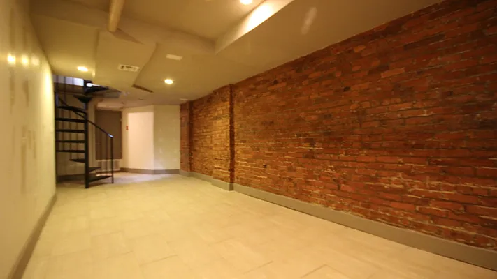 Rented by Nooklyn NYC LLC | media 6