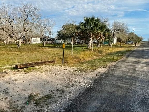 4th image of 8841 County Road 614