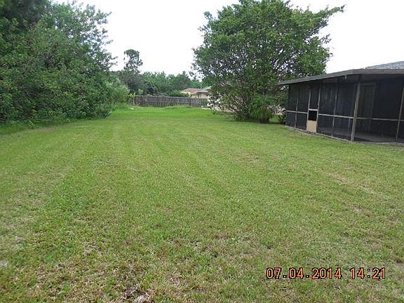 2nd image of 120 SW Degouvea Terrace