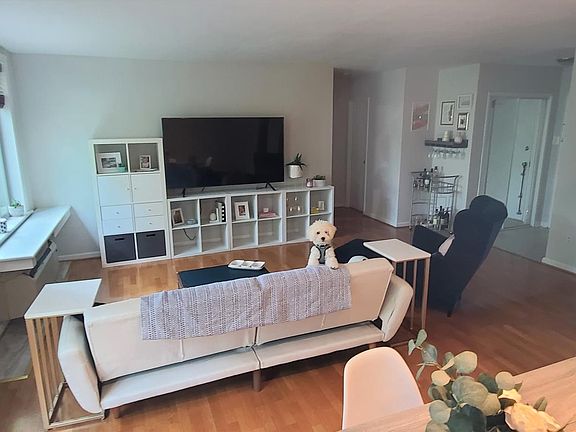 4th image of 1730 Arlington Blvd APT 505