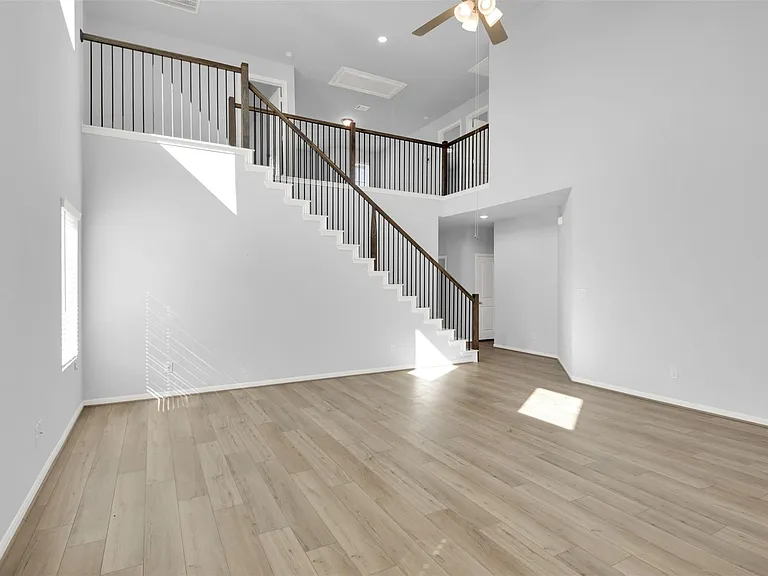 113 Greenthread Dr — Photo 11