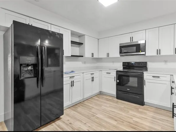 1311 SE 39th Ter, Cape Coral, FL 33904