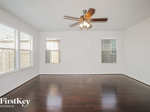 3rd image of 10539 Kentington Oak Dr