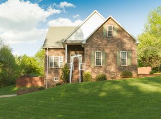 127 Sunshine Dr, Mooresville, NC 28115