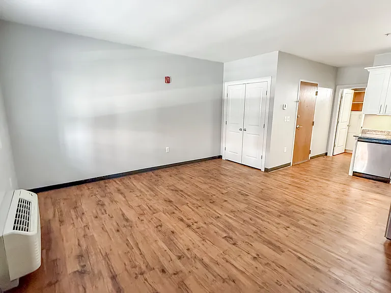 75 Commercial St #102 — Photo 5