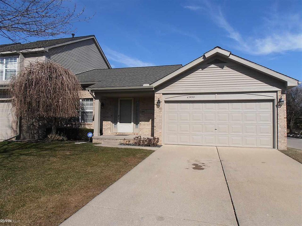 1st image of 43999 Stoney Ln